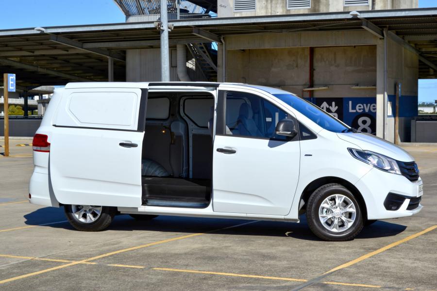  LDV G10 Van 2015 года  (фото 5 из 18)